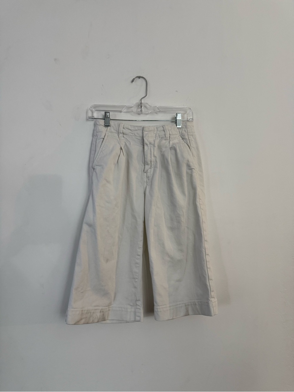 Women’s Cream Wide-Leg Cropped Capri Shorts